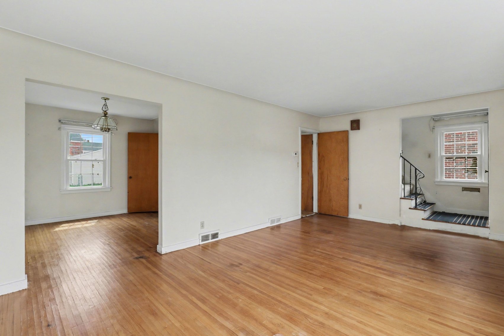 Image for MINIMUM BID AUCTION $99,000! 2647 Stamford Dr