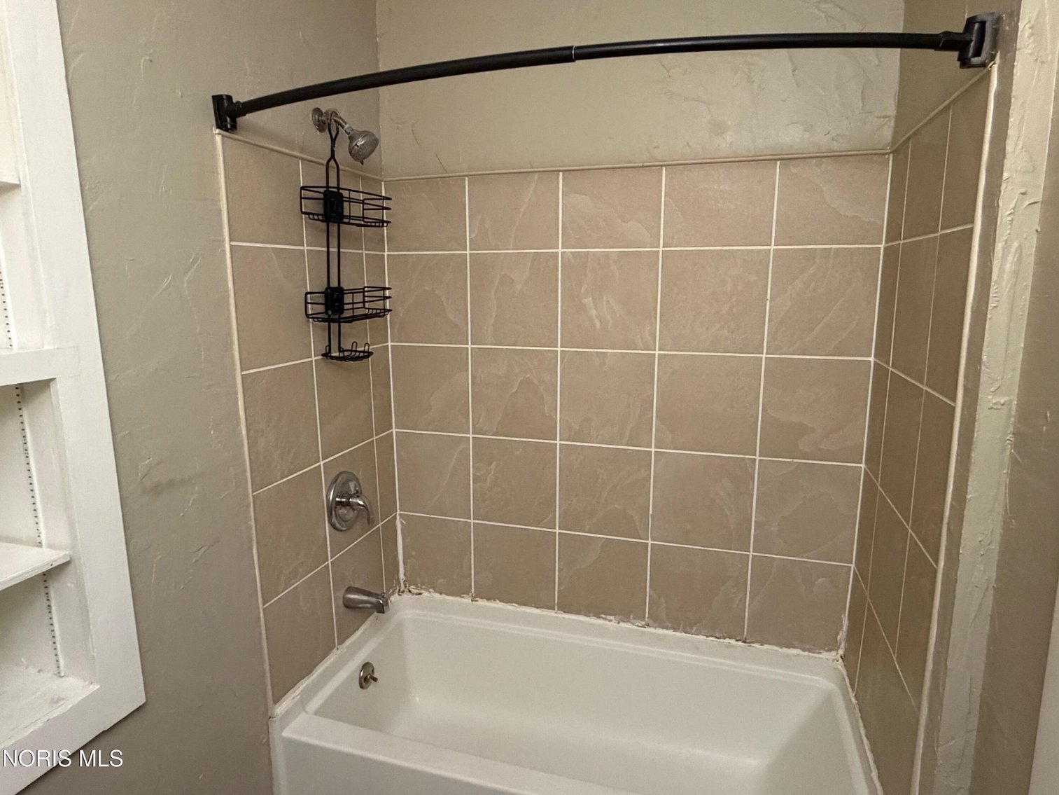 Image for MINIMUM BID AUCTION $110,000! 1054 Scott St