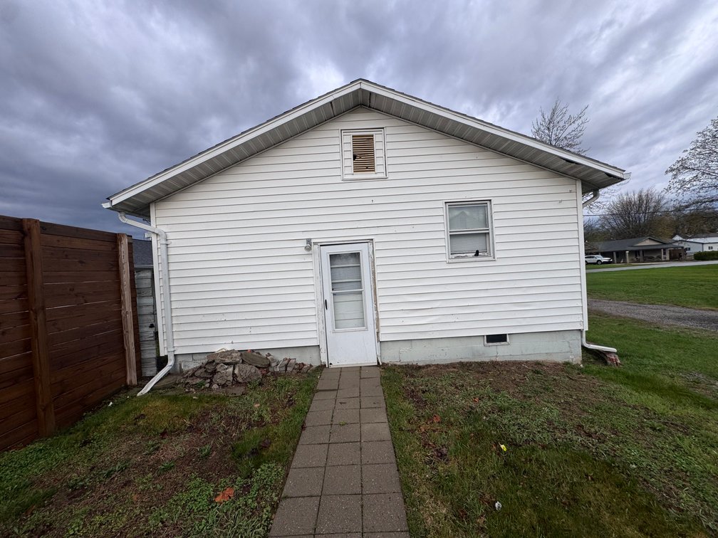 Image for MINIMUM BID AUCTION $49,000! 5622 Rudyard Rd