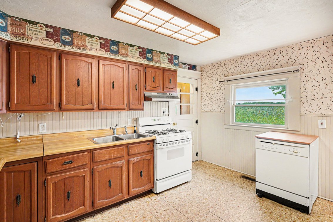 Image for MINIMUM BID AUCTION $139,000! 6612 Holcomb