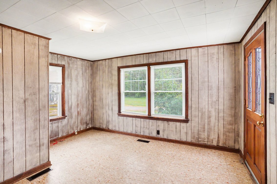 Image for MINIMUM BID AUCTION $139,000! 6612 Holcomb