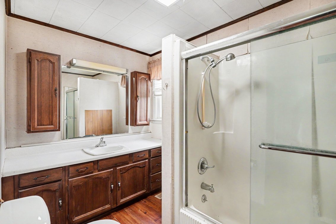 Image for MINIMUM BID AUCTION $139,000! 6612 Holcomb