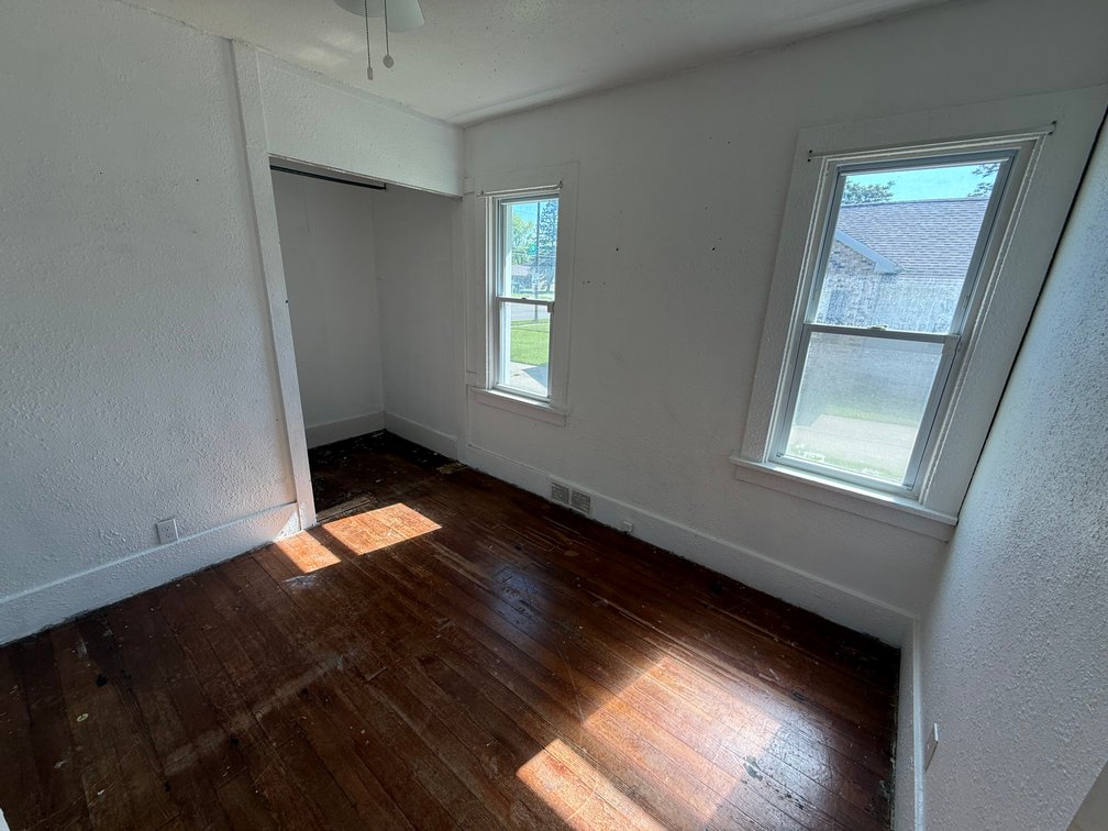 Image for MINIMUM BID AUCTION $80,000! 2643 W Alexis Rd
