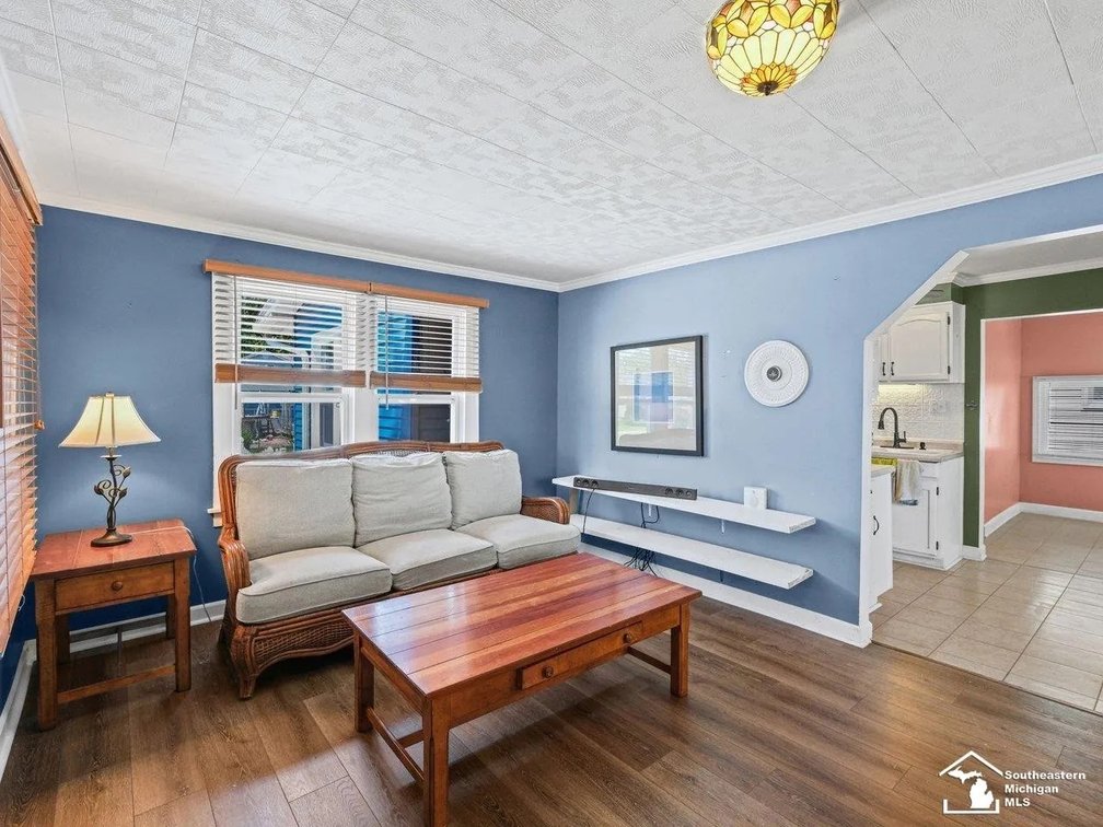 Image for MINIMUM BID AUCTION $59,000! 4346 4th St