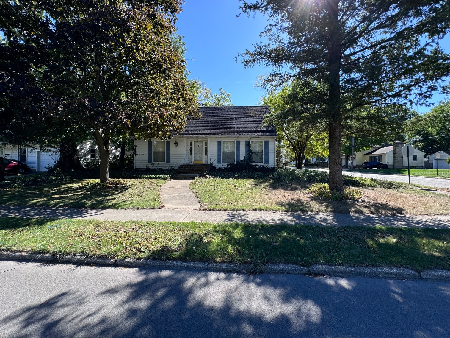 Image for MINIMUM BID AUCTION $99,000! 616 E Oak St