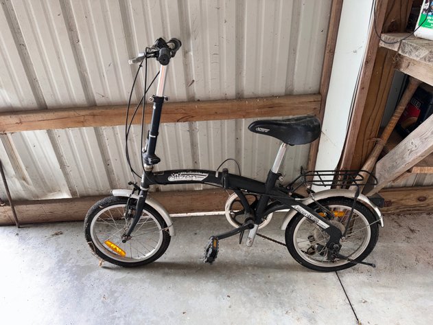 Image for TRACTOR, TOOLS AND HOUSEHOLD ITEMS ONLINE ONLY AUCTION