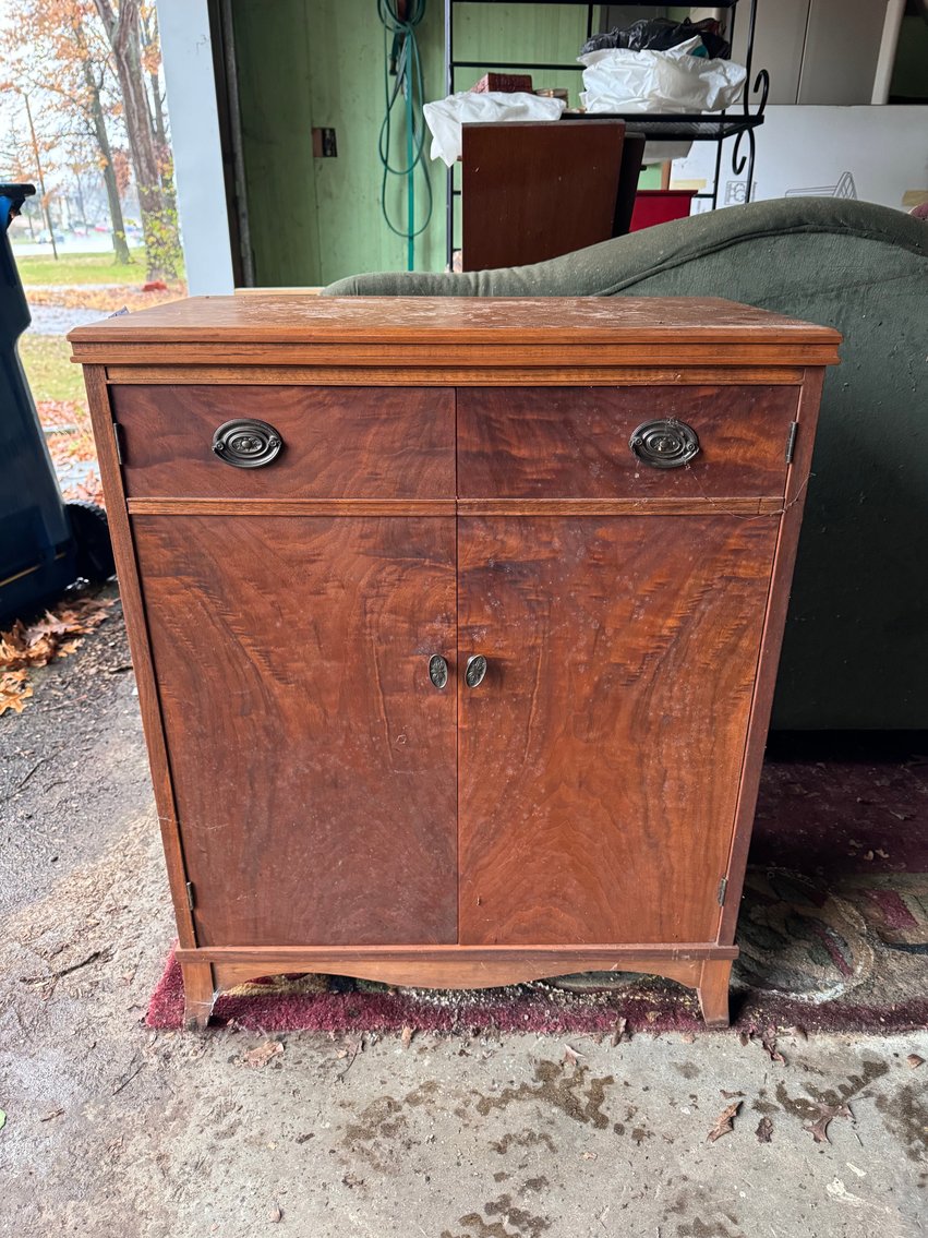 Image for CAR AND ANTIQUE FURNITURE ONLINE ONLY AUCTION