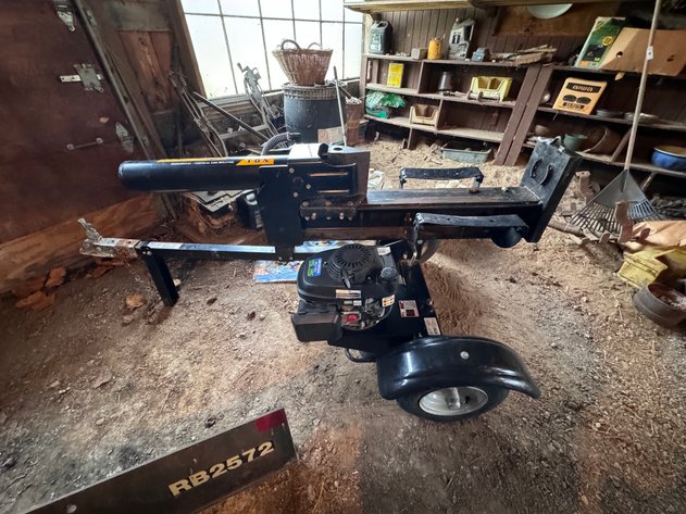 Image for TRACTOR, TOOLS AND HOUSEHOLD ITEMS ONLINE ONLY AUCTION