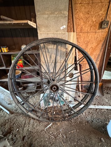 Image for TRACTOR, TOOLS AND HOUSEHOLD ITEMS ONLINE ONLY AUCTION