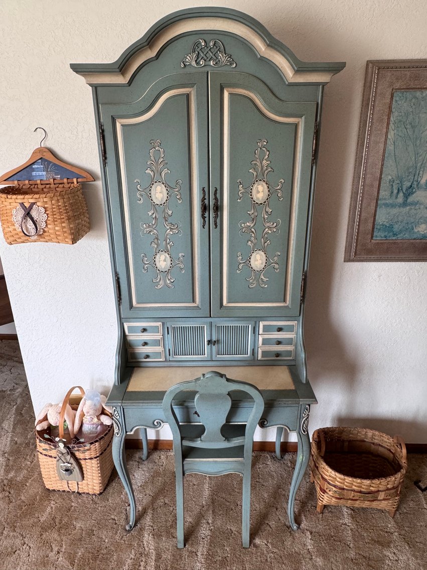 Image for ARCADE GAMES, BASKETS, TOOLS, FURNITURE AND HOUSEHOLD ITEMS ONLINE ONLY AUCTION