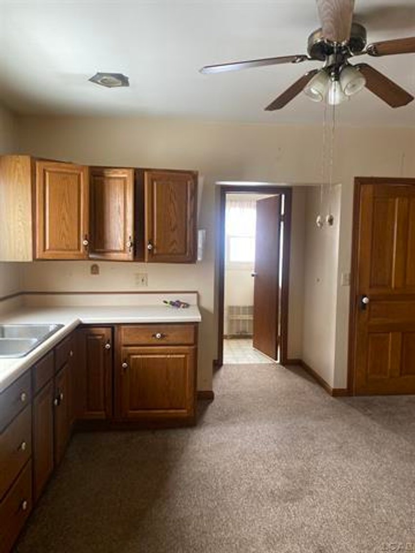 Image for MINIMUM BID AUCTION $99,000! 218 White St