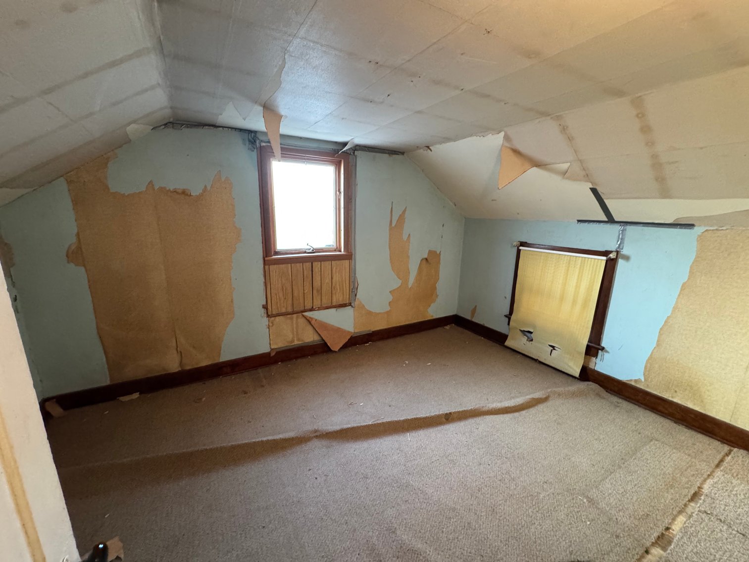 Image for MINIMUM BID AUCTION $79,000! 213 E Indiana Ave