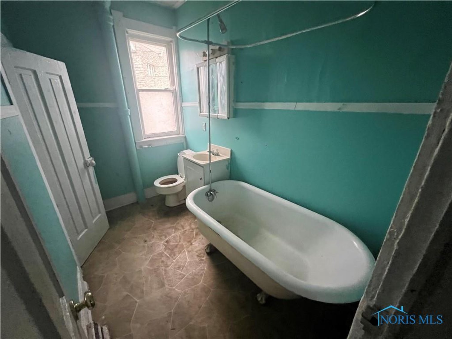 Image for MINIMUM BID $10,000! 632 Knower St