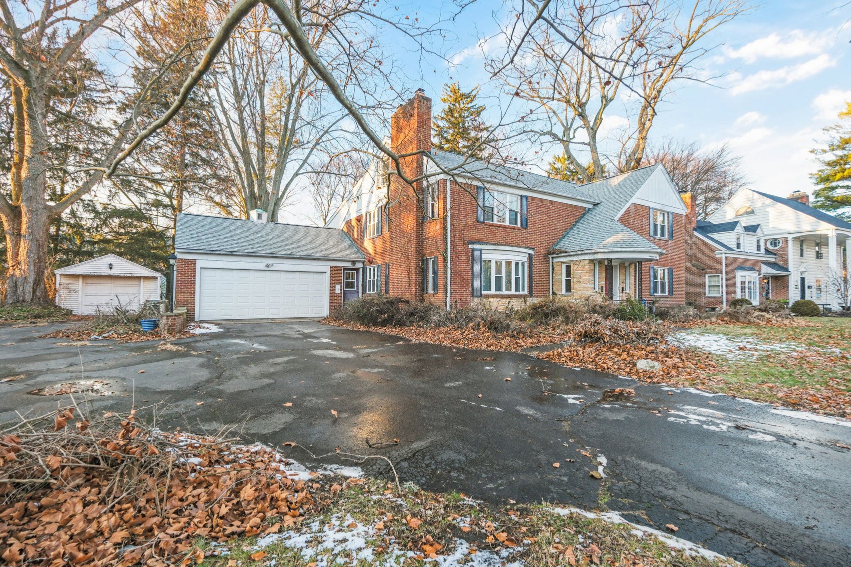 Image for MINIMUM BID AUCTION $149,000! 1660 N Cove Blvd.