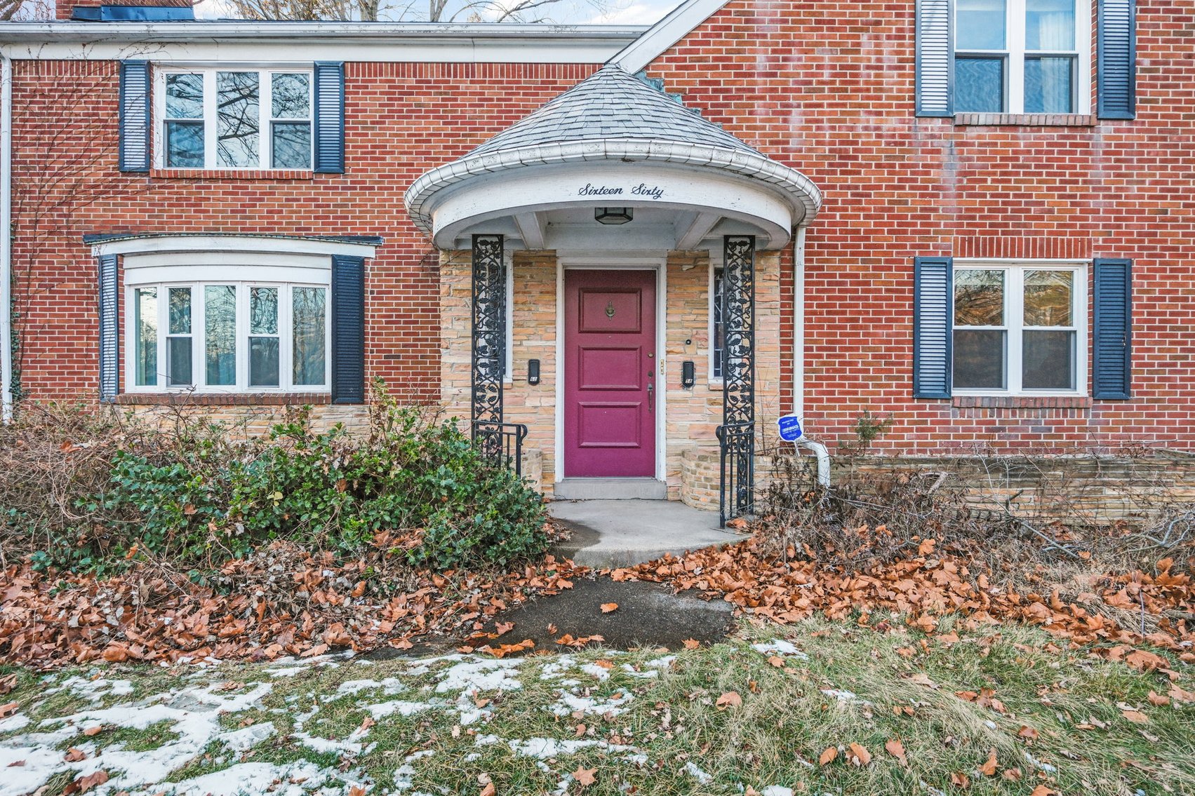 Image for MINIMUM BID AUCTION $149,000! 1660 N Cove Blvd.