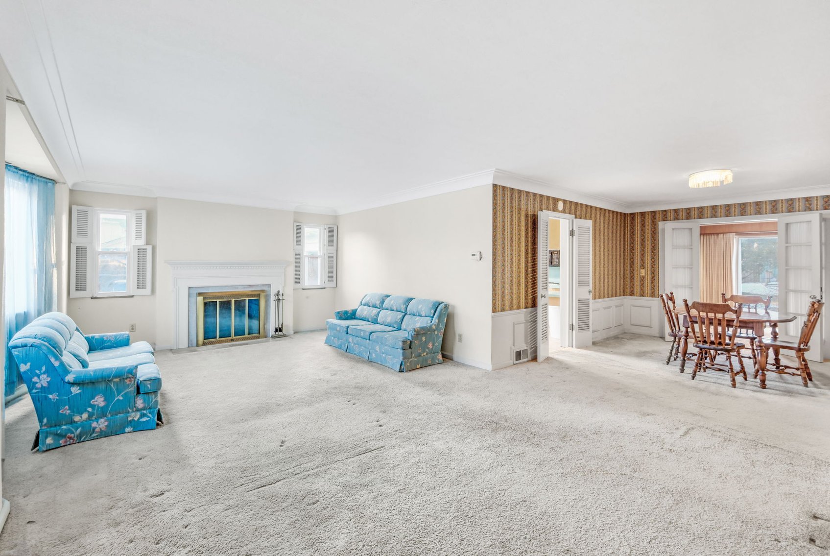 Image for MINIMUM BID AUCTION $149,000! 1660 N Cove Blvd.