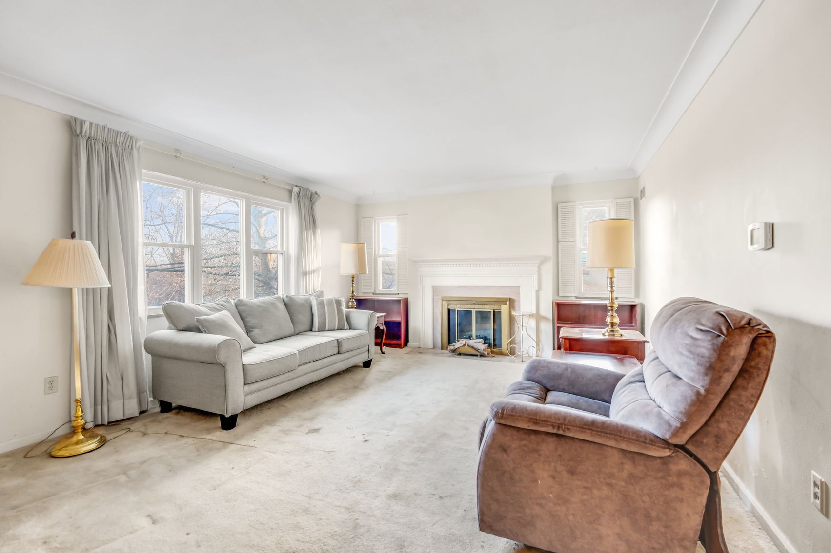 Image for MINIMUM BID AUCTION $149,000! 1660 N Cove Blvd.