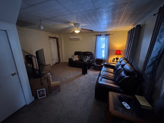 Image for SOLD PRIOR TO AUCTION! 313 E Main St