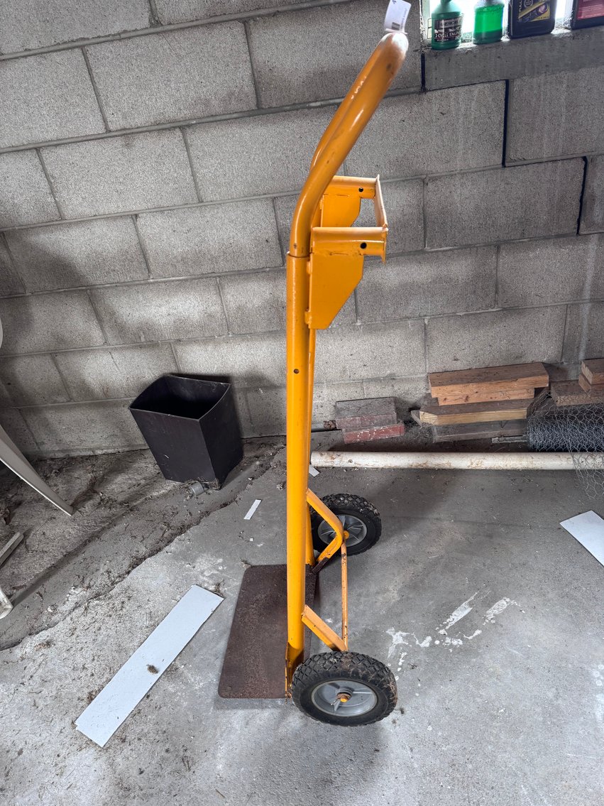 Image for MOWER, TOOLS AND HOUSEHOLD ITEMS ONLINE ONLY AUCTION