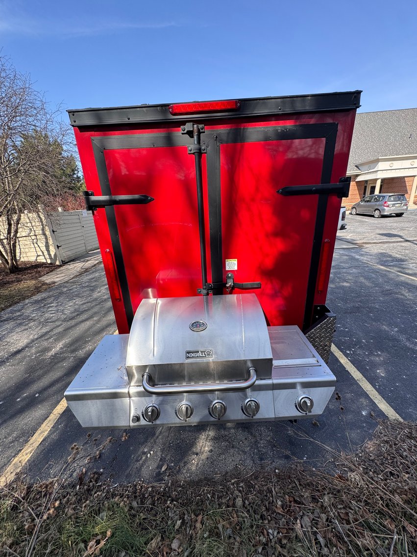 Image for TOWABLE TAILGATE TRAILER ONLINE ONLY AUCTION