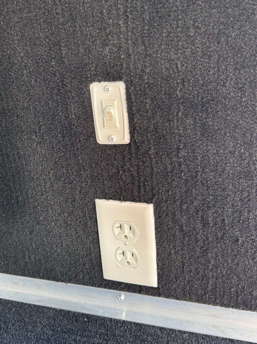 Image for TOWABLE TAILGATE TRAILER ONLINE ONLY AUCTION