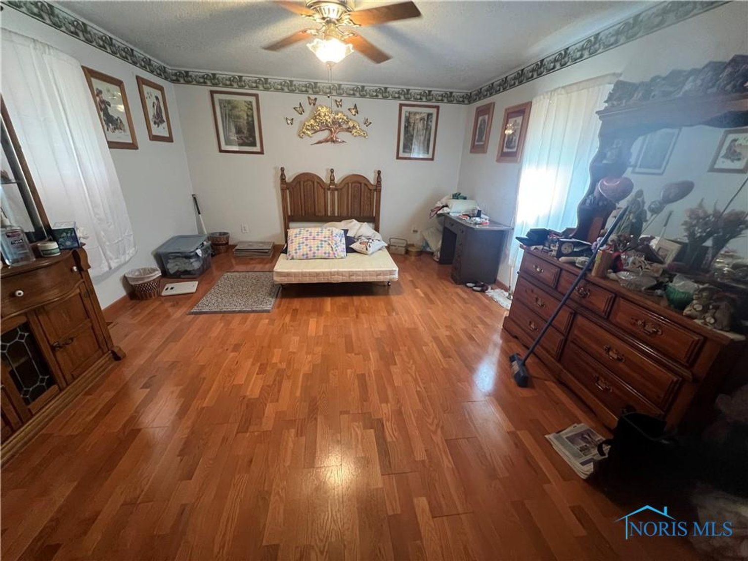Image for MINIMUM BID AUCTION $40,000! 917 Oak St