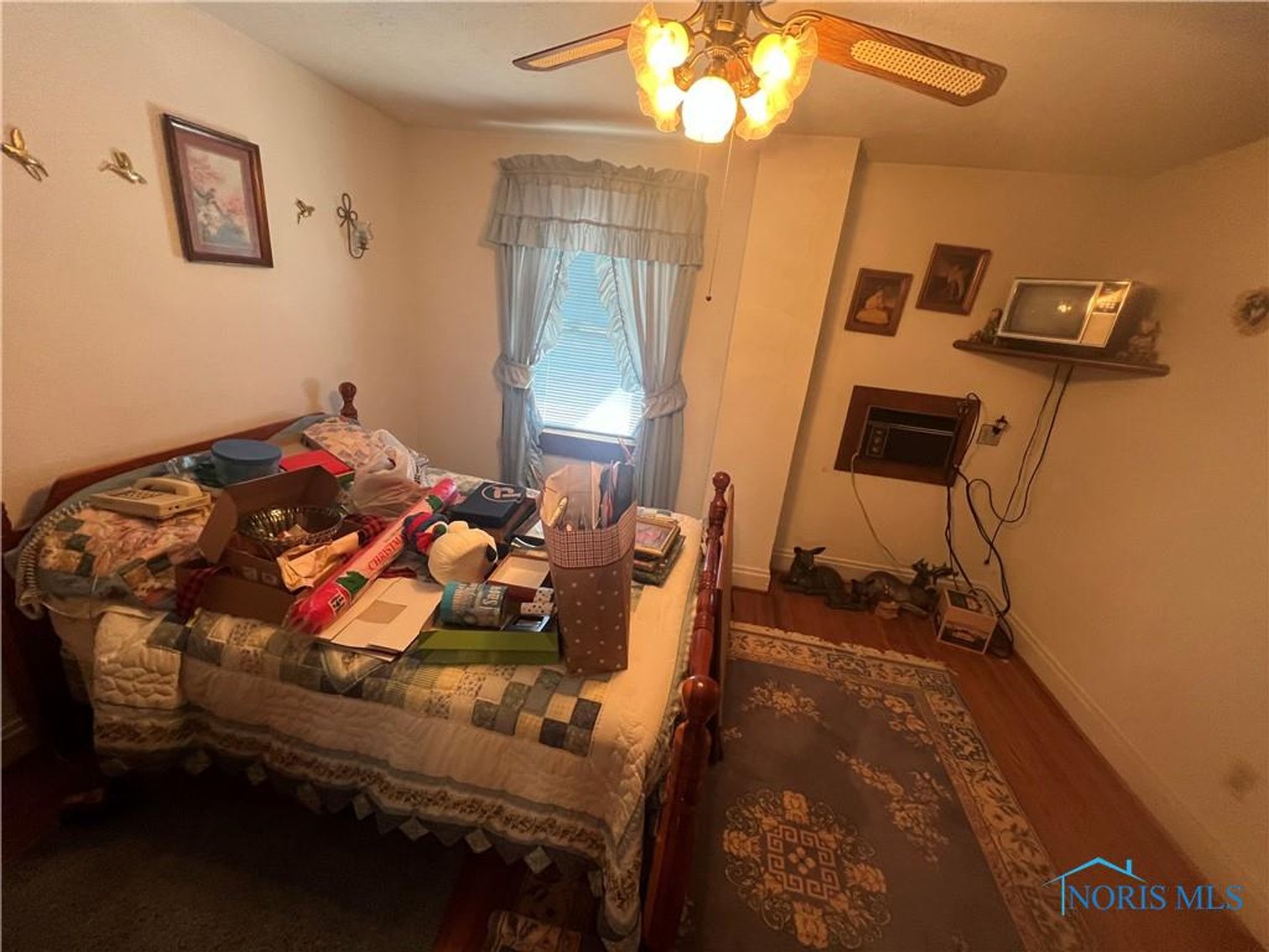 Image for MINIMUM BID AUCTION $40,000! 917 Oak St