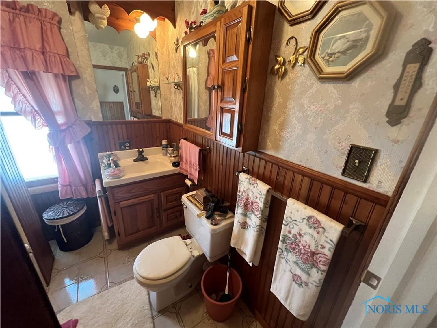 Image for MINIMUM BID AUCTION $40,000! 917 Oak St