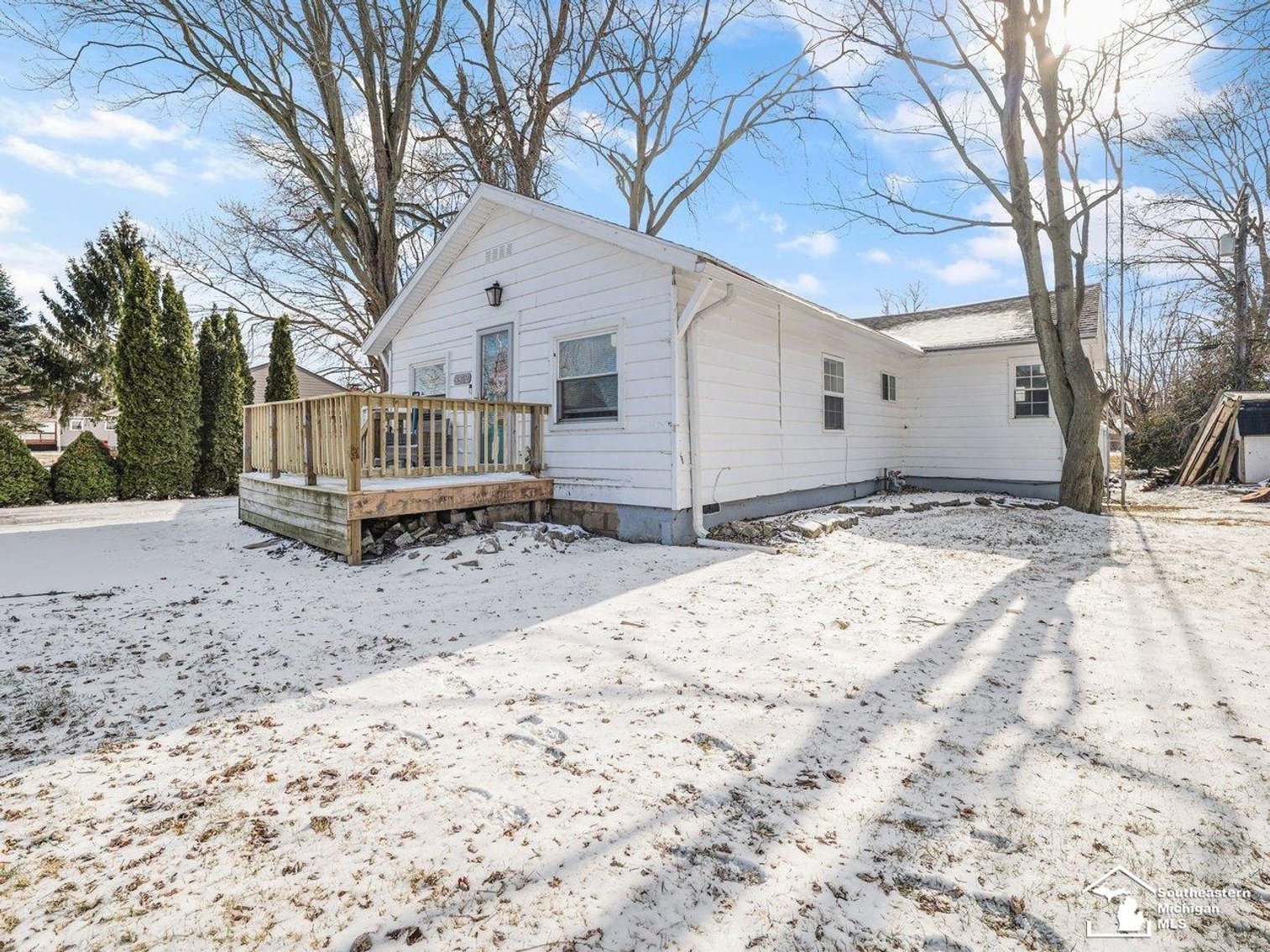 Image for MINIMUM BID AUCTION $89,000! 3362 5th Street