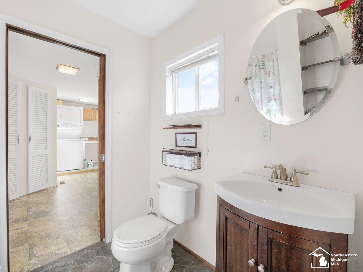 Image for MINIMUM BID AUCTION $89,000! 3362 5th Street