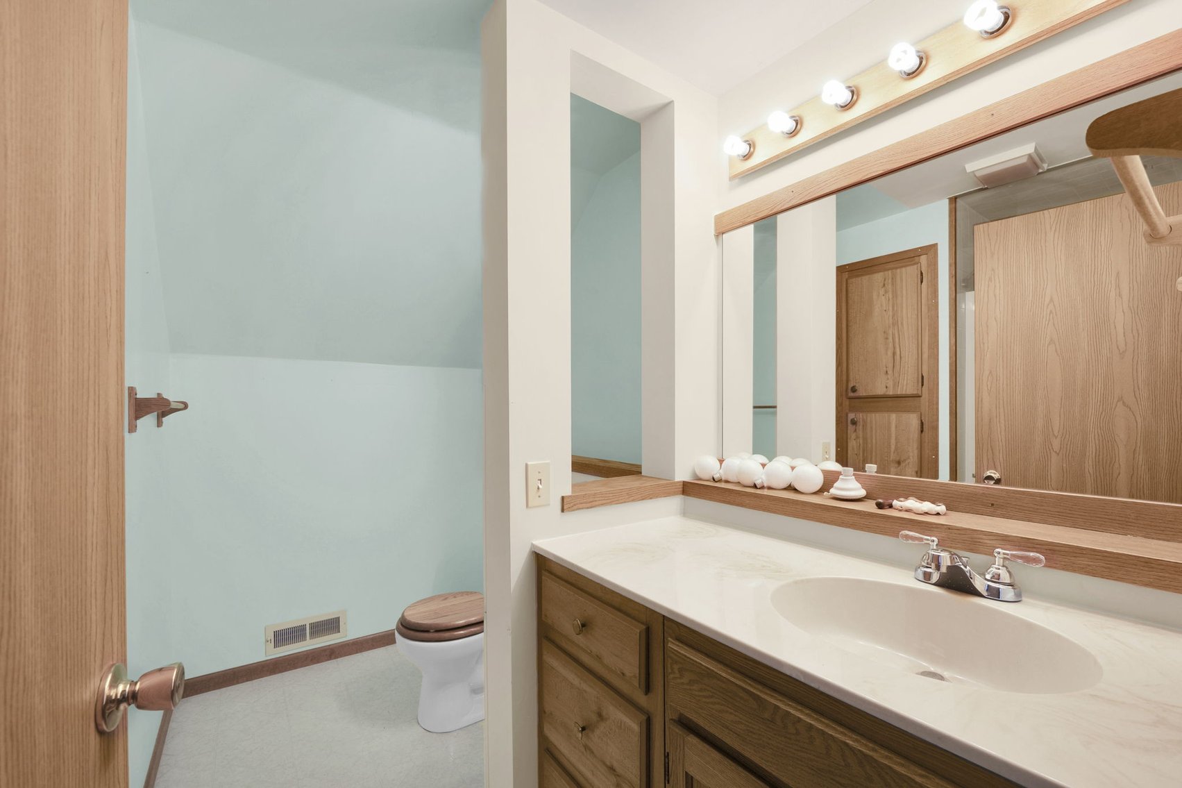 Image for MINIMUM BID AUCTION $199,000! 22450 Walnut St