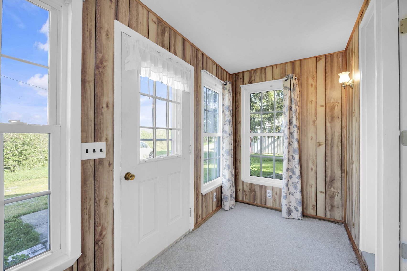 Image for MINIMUM BID AUCTION $199,000! 22450 Walnut St