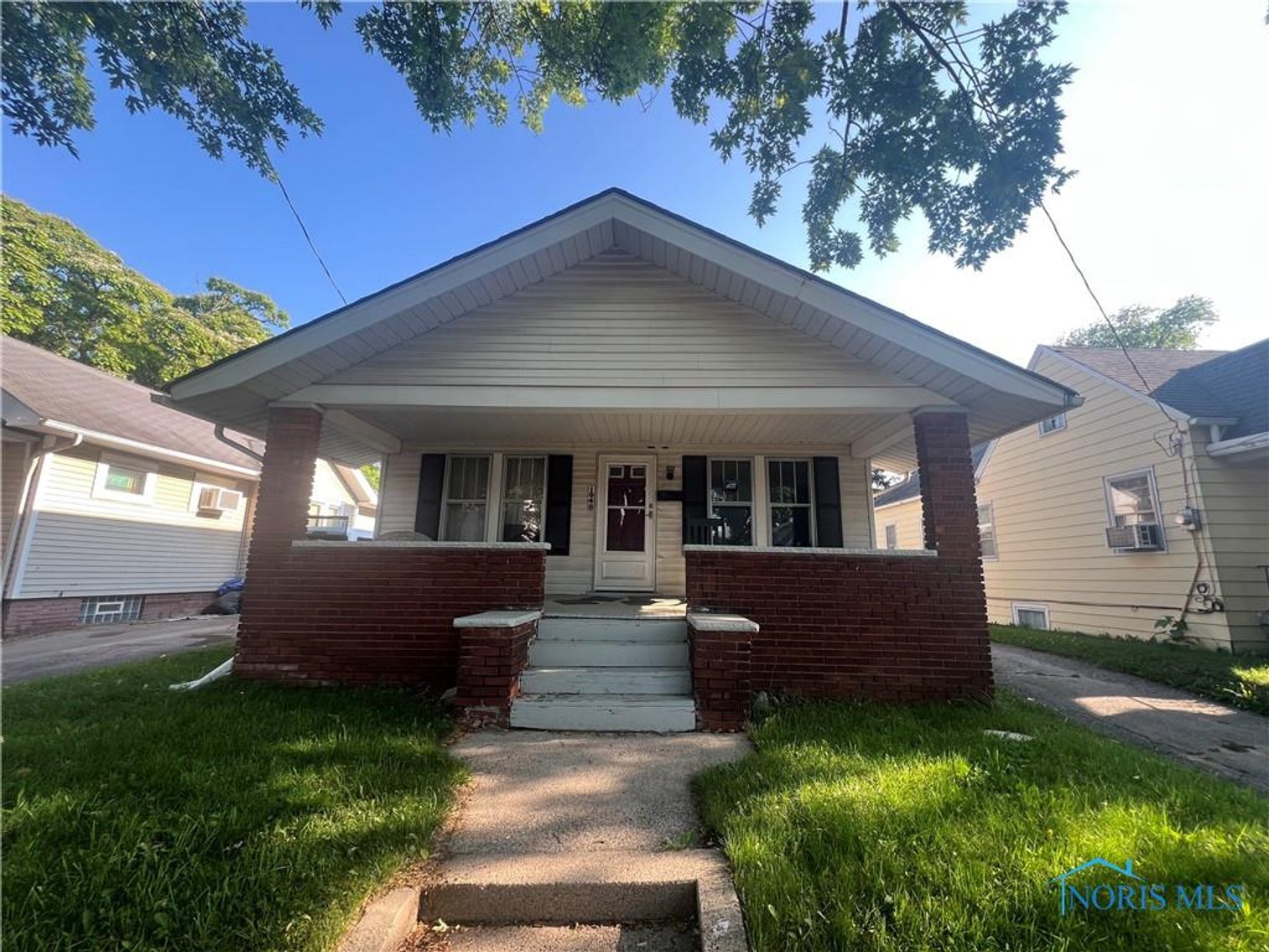 Image for MINIMUM BID AUCTION $49,000! 1048 Hawk St