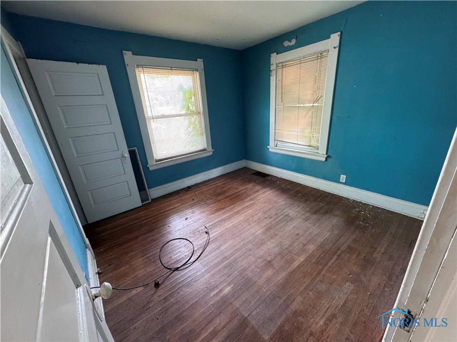 Image for MINIMUM BID AUCTION $29,000! 1221 Gordon St