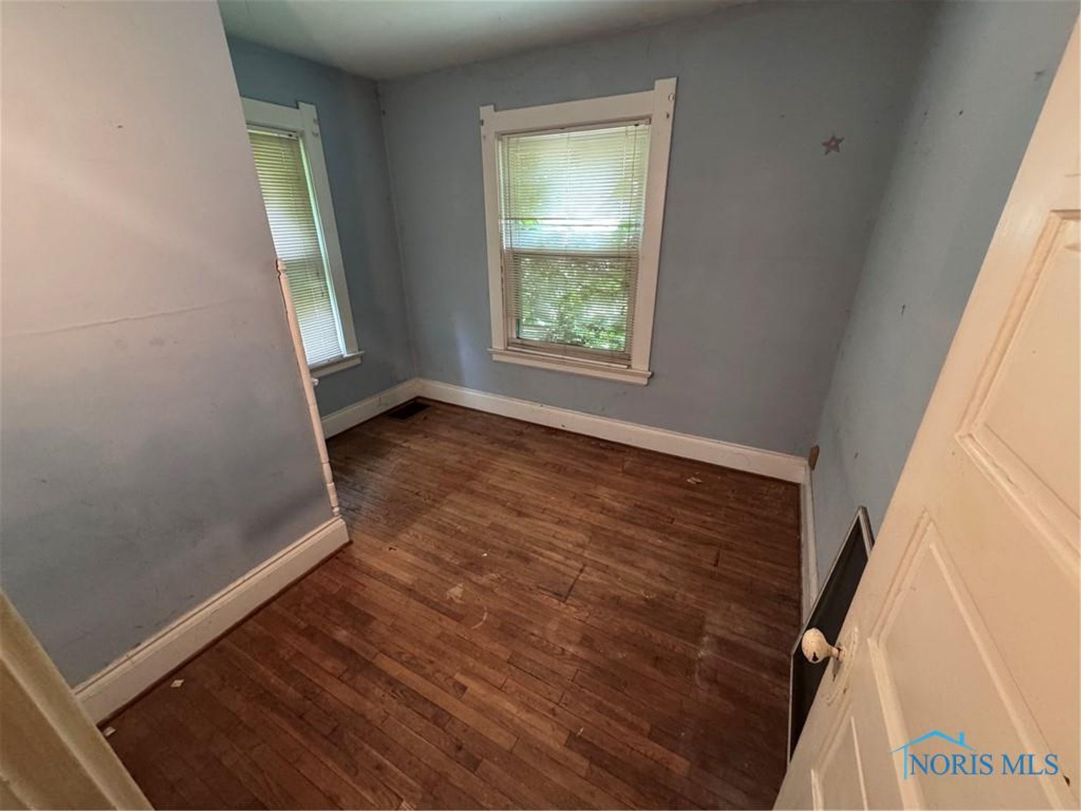 Image for MINIMUM BID AUCTION $29,000! 1221 Gordon St