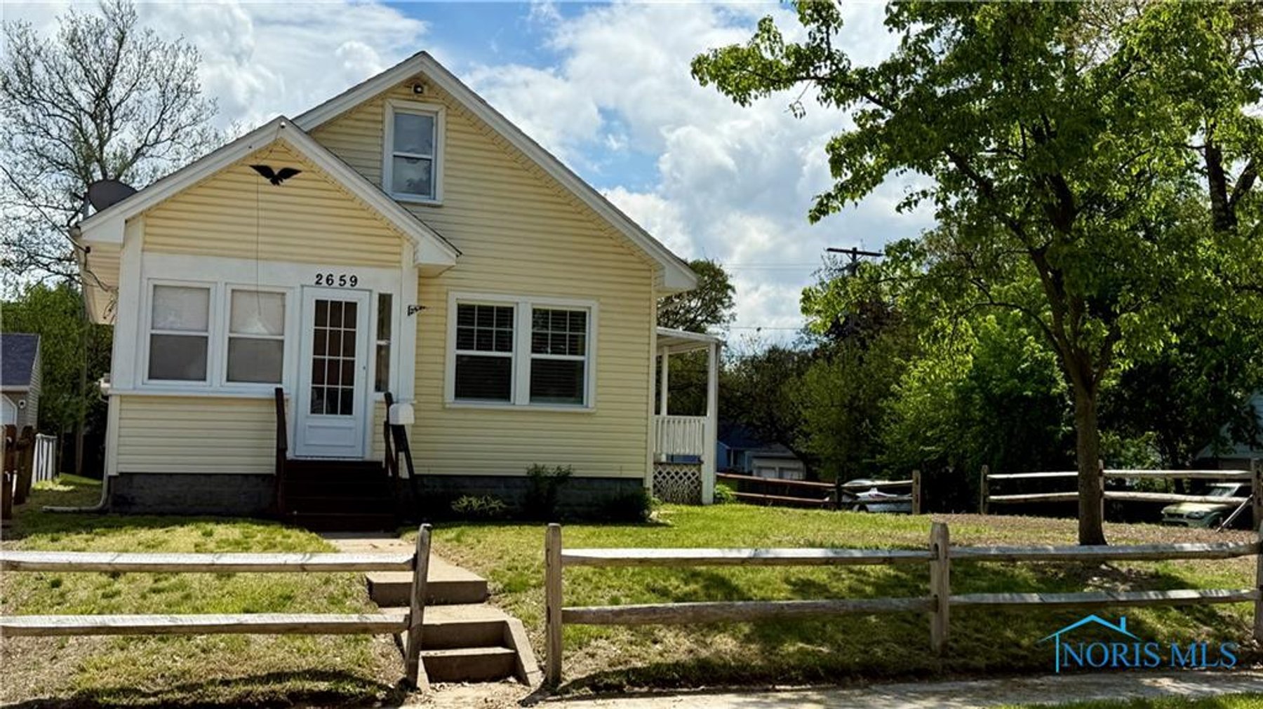 Image for MINIMUM BID AUCTION $99,000! 2659 Oak Grove Pl