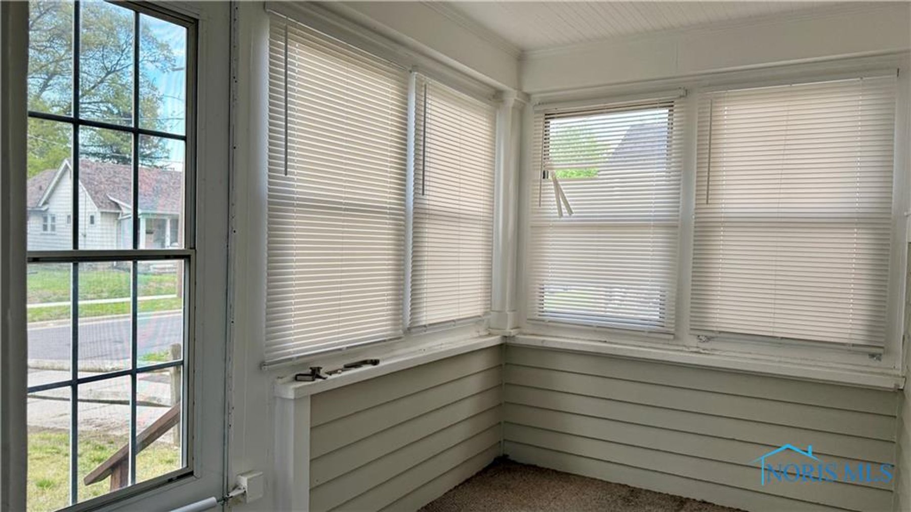 Image for MINIMUM BID AUCTION $99,000! 2659 Oak Grove Pl