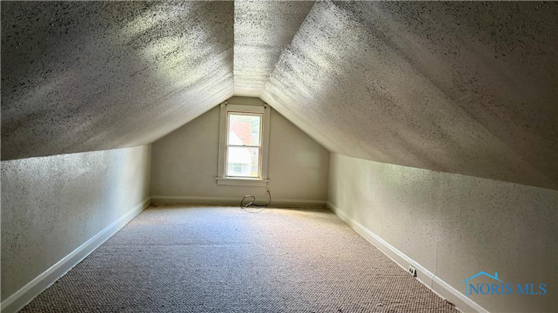 Image for MINIMUM BID AUCTION $99,000! 2659 Oak Grove Pl