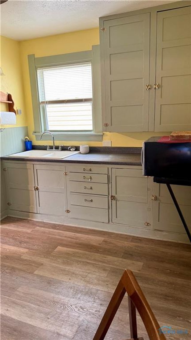 Image for MINIMUM BID AUCTION $99,000! 2659 Oak Grove Pl