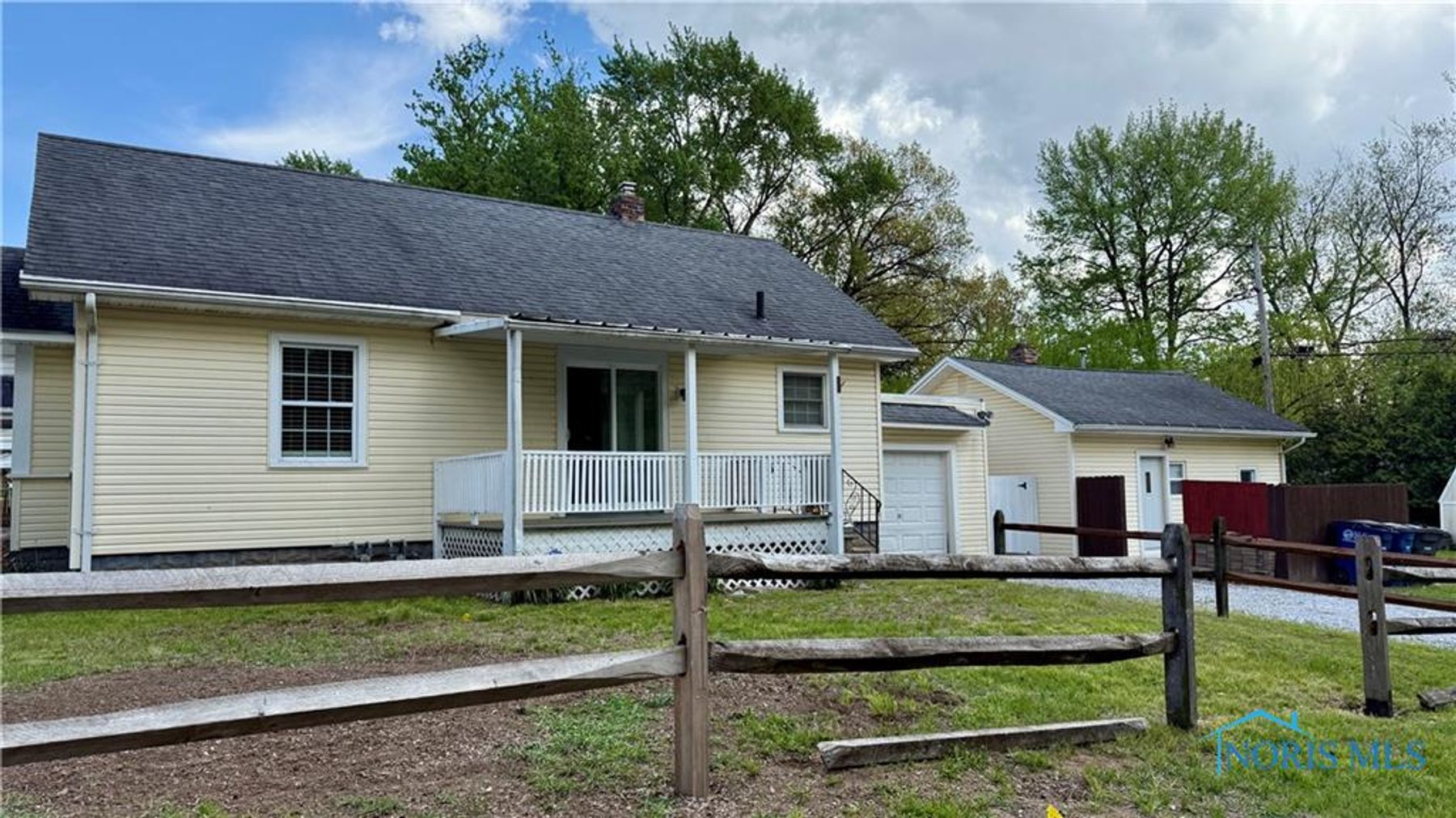 Image for MINIMUM BID AUCTION $99,000! 2659 Oak Grove Pl