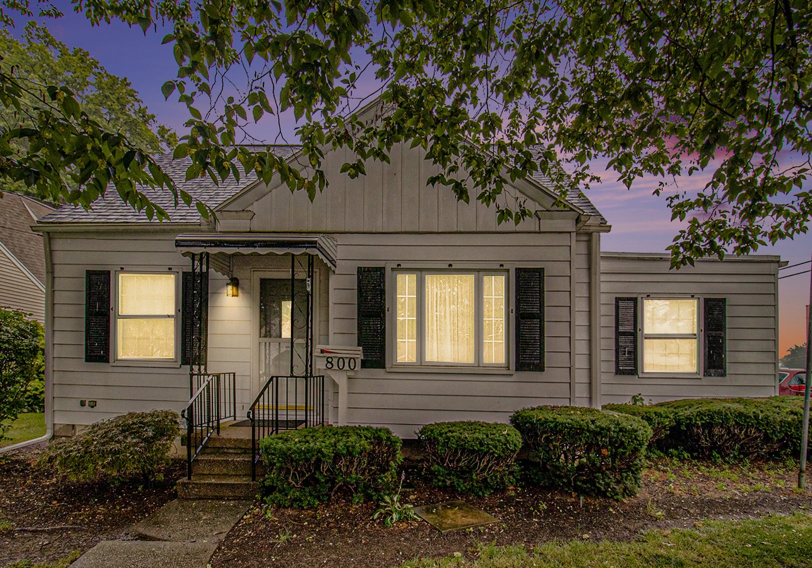 Image for MINIMUM BID AUCTION $90,000! 800 Askin St