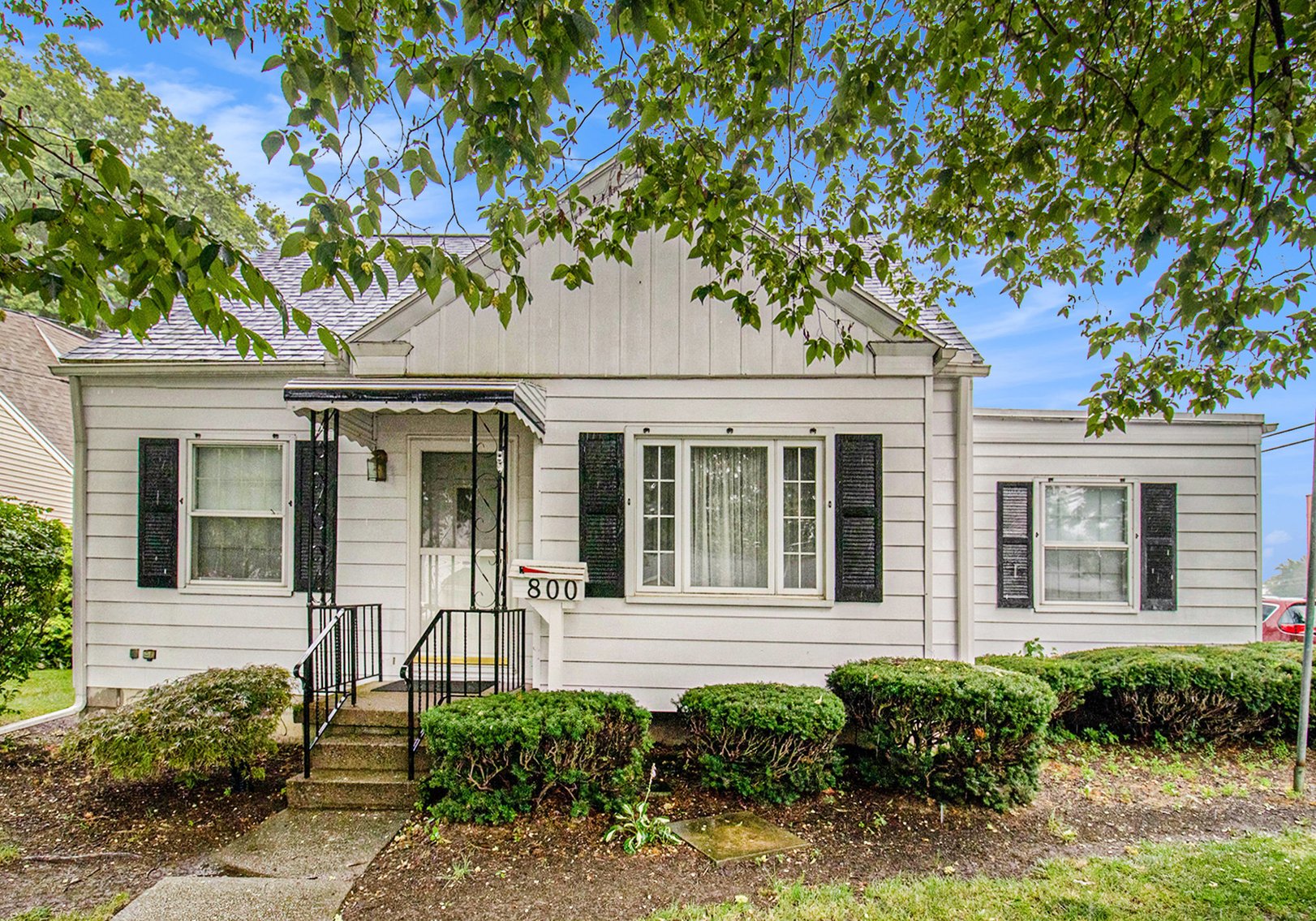 Image for MINIMUM BID AUCTION $90,000! 800 Askin St