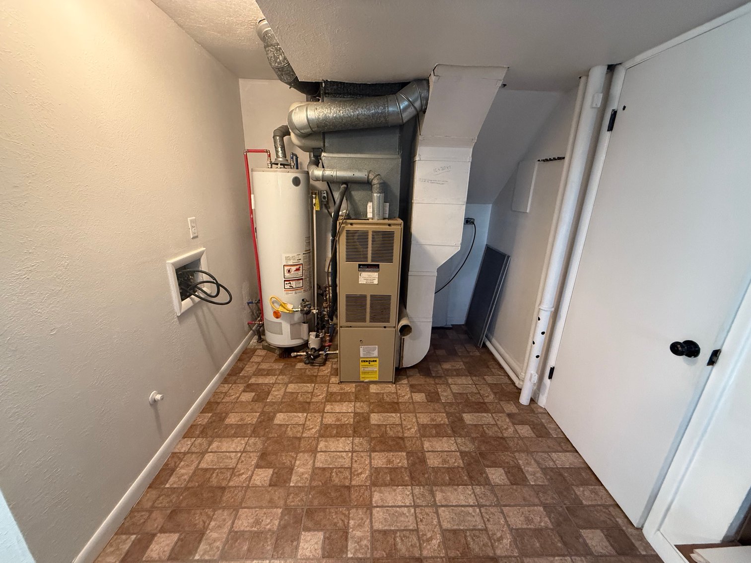 Image for MINIMUM BID AUCTION $99,000! 2921 Schneider Rd