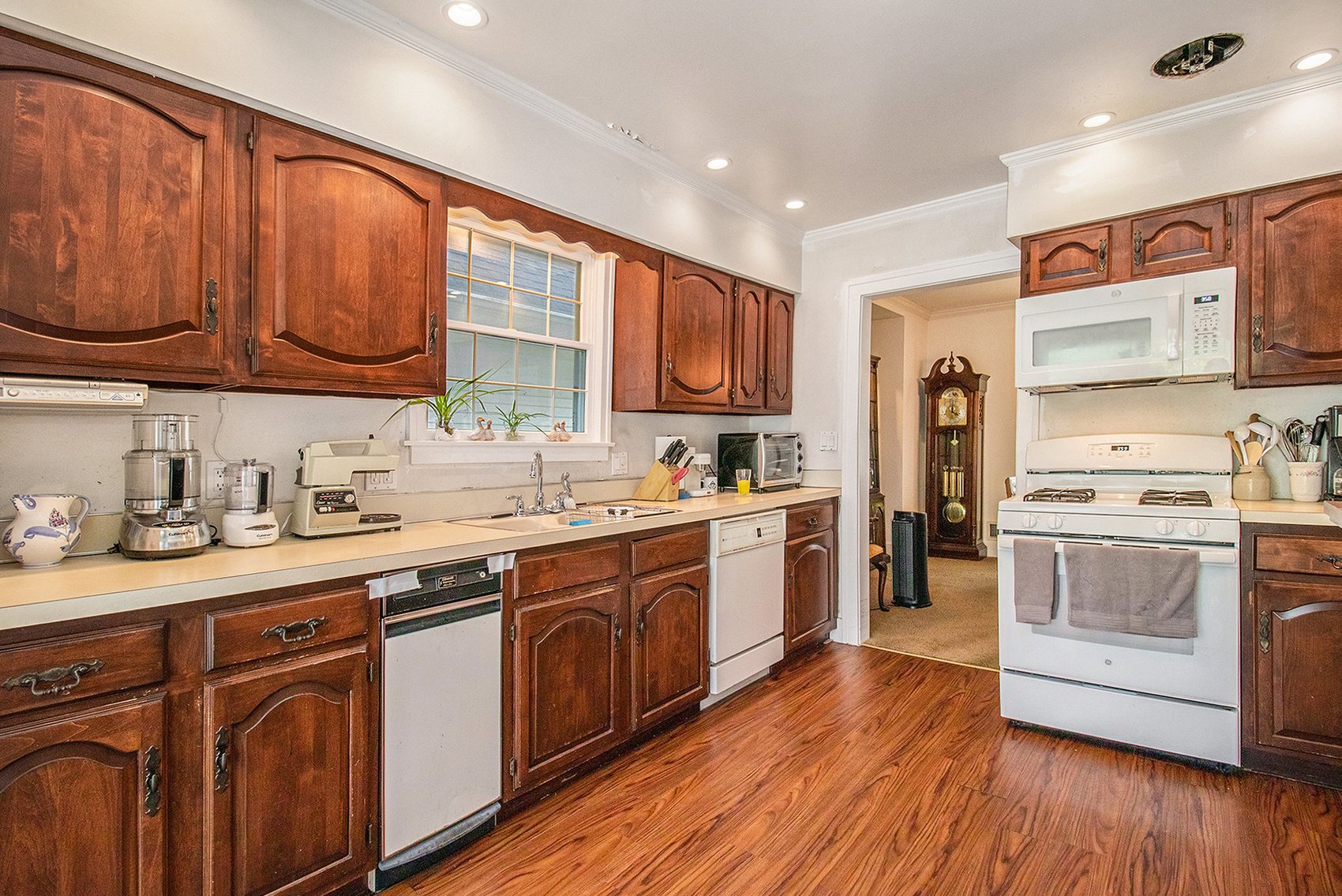 Image for MINIMUM BID AUCTION $139,000! 616 River Rd