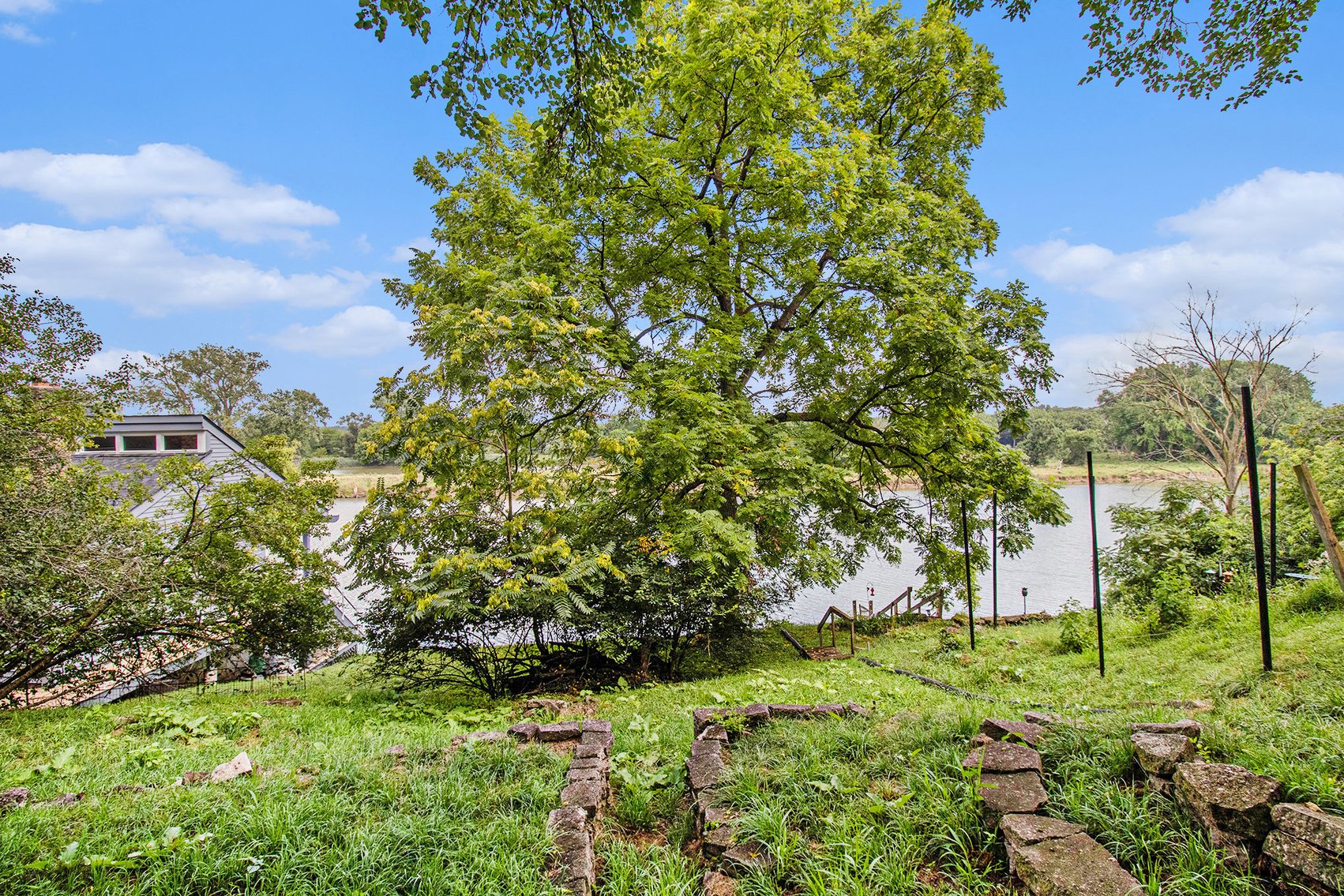 Image for MINIMUM BID AUCTION $139,000! 616 River Rd