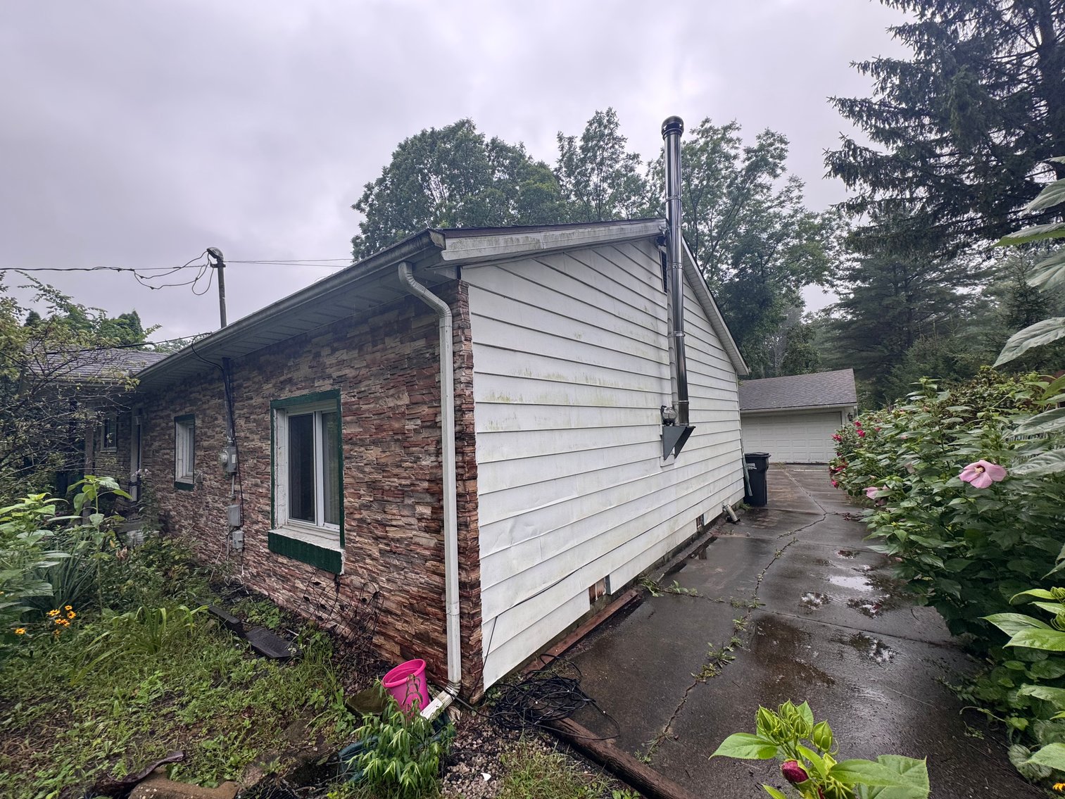 Image for MINIMUM BID AUCTION $89,000! 1021 N Crissey Rd