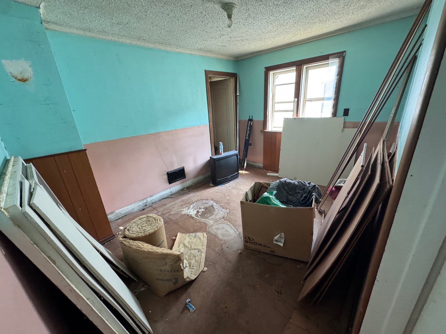 Image for MINIMUM BID AUCTION $59,000! 202 E Union St