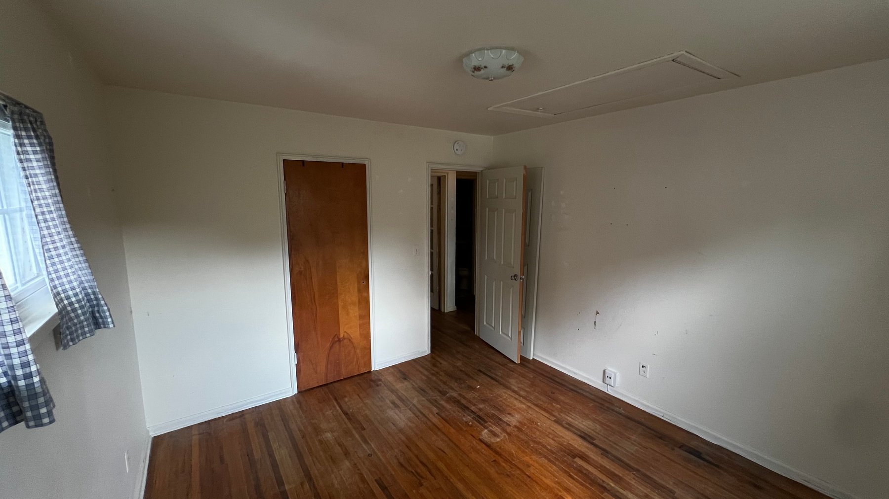 Image for MINIMUM BID AUCTION $89,000! 850 Lamonde Dr