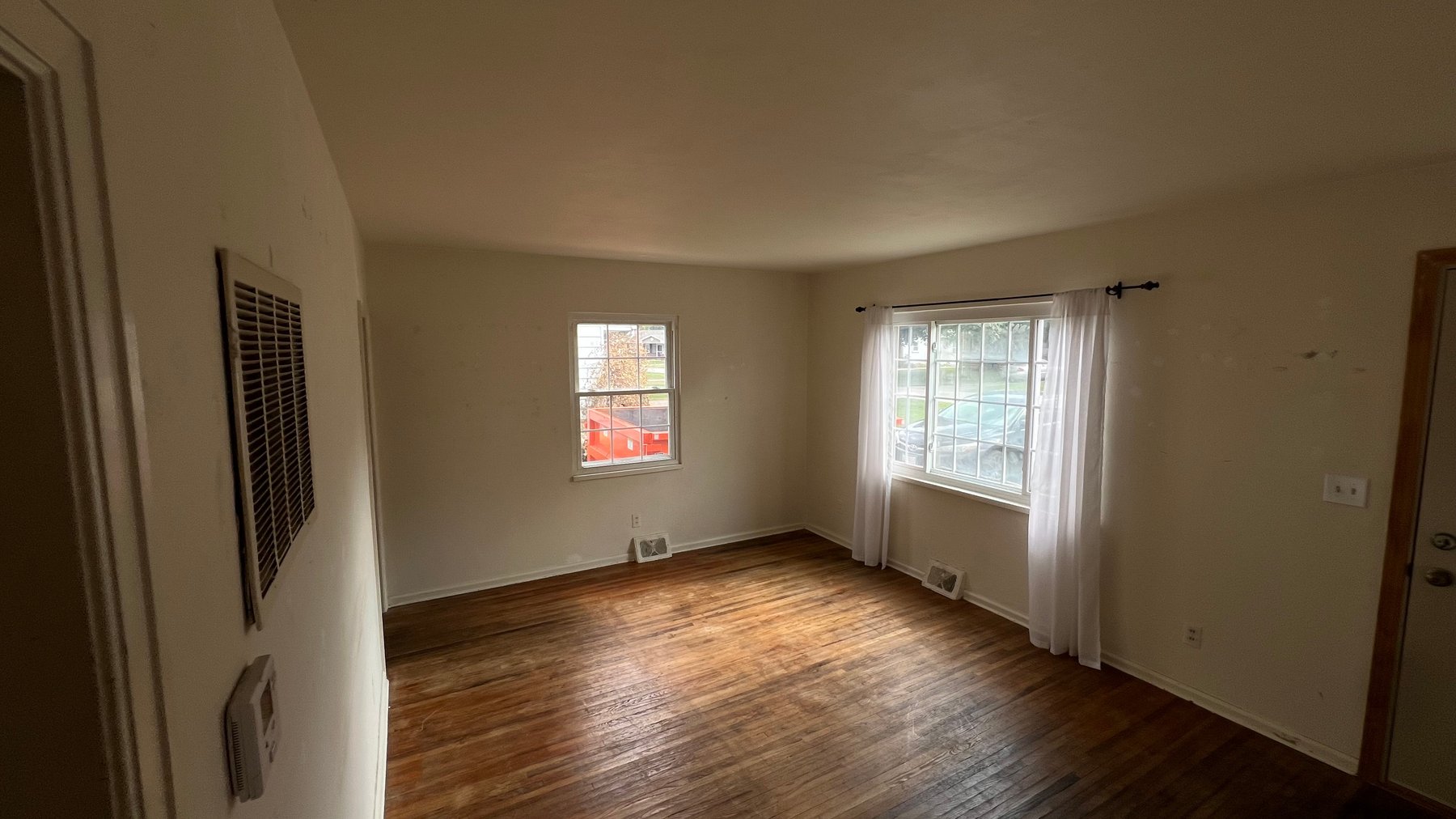 Image for MINIMUM BID AUCTION $89,000! 850 Lamonde Dr