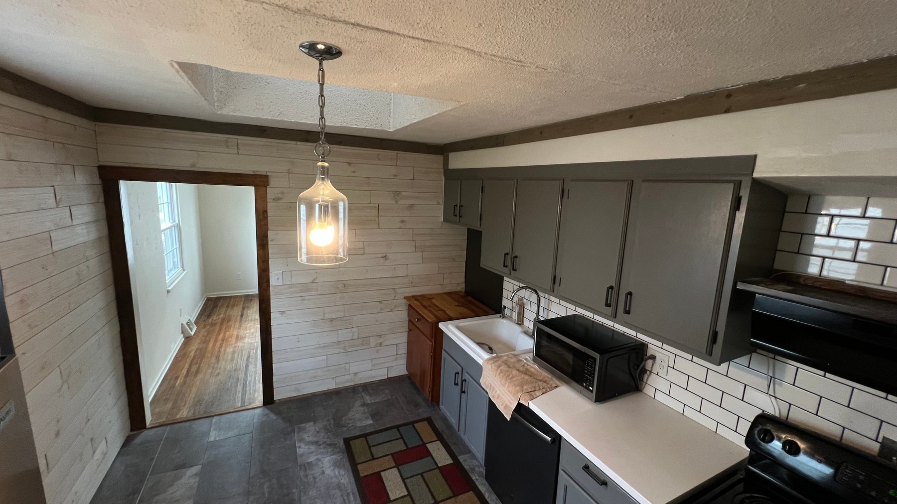 Image for MINIMUM BID AUCTION $89,000! 850 Lamonde Dr